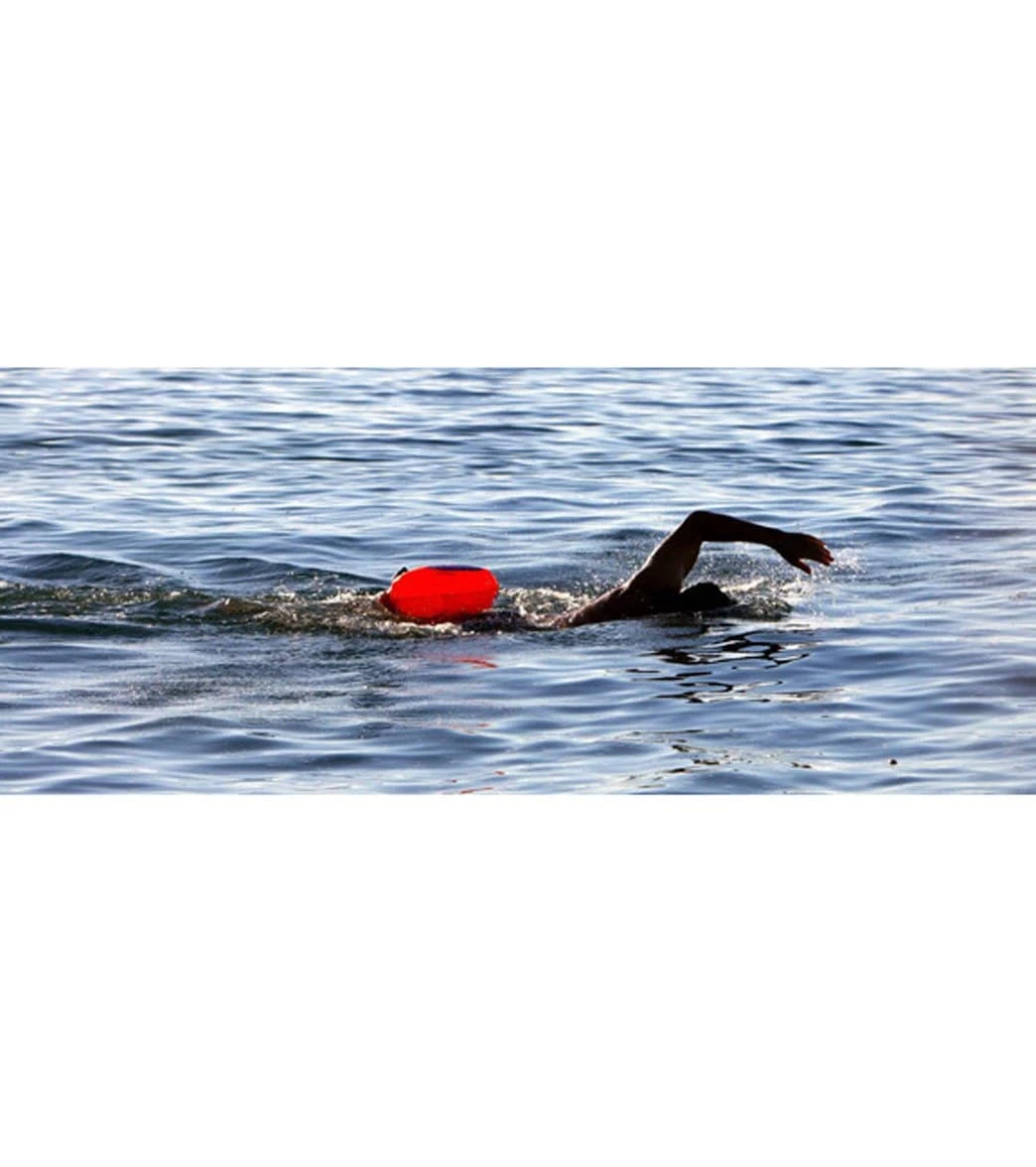 The SaferSwimmer FLOAT Swim Buoy 23"x10" - Image 3