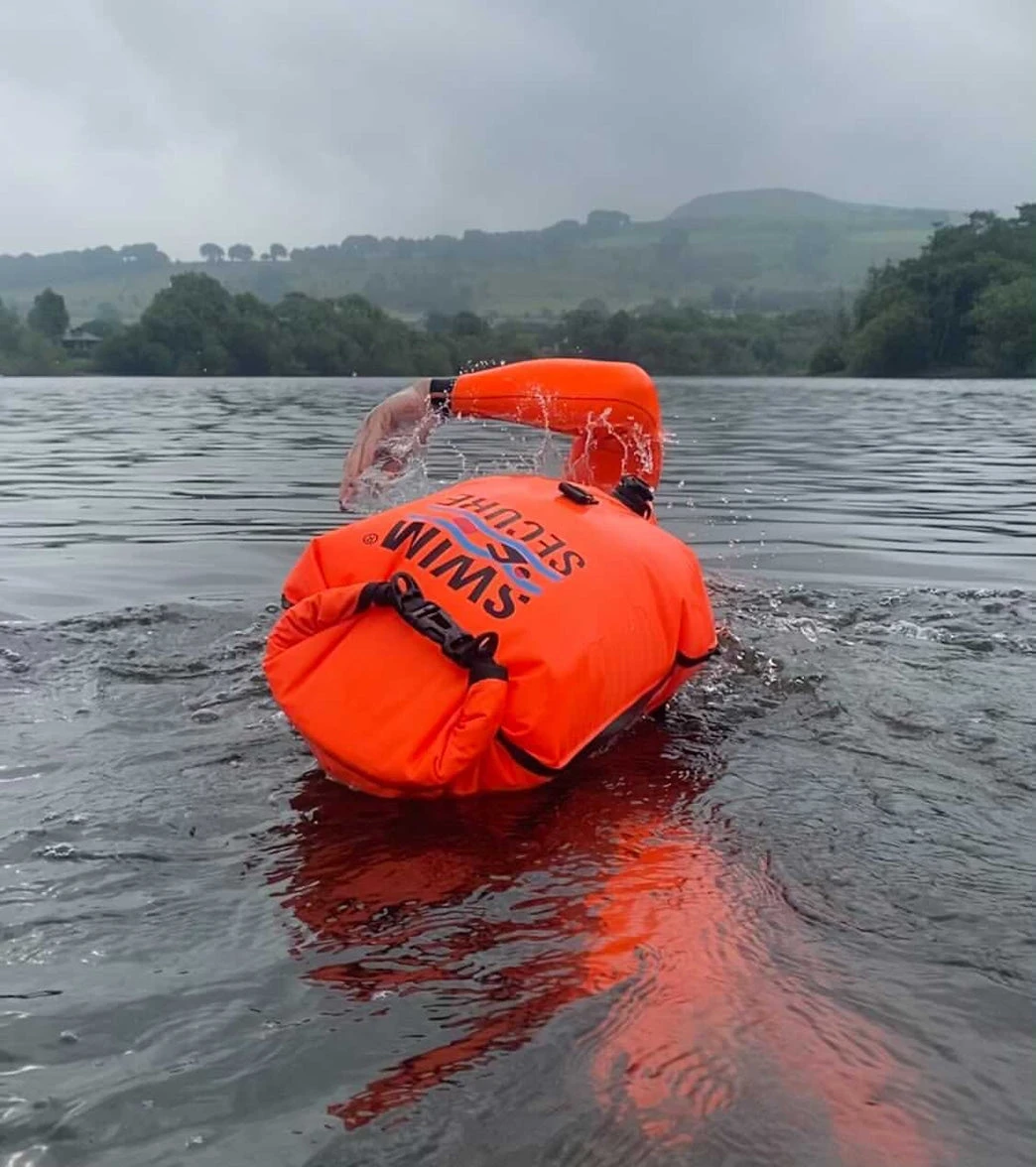 30L Wild Swim Bag - Image 9